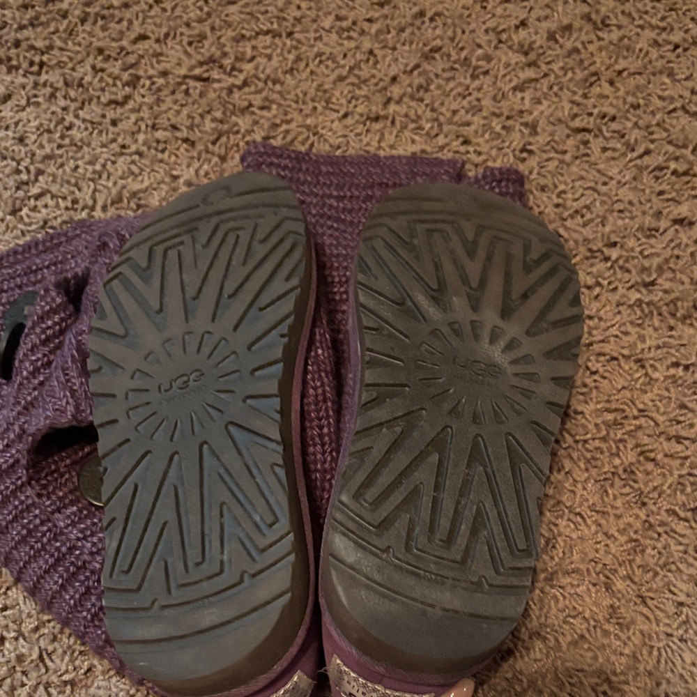 UGG Plum Knit Footwear - Picture 5 of 5